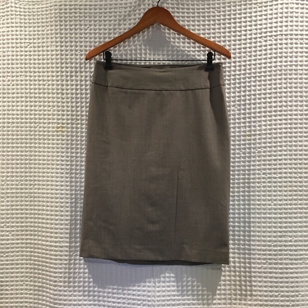 Like New Banana republic wool blend pencil skirt